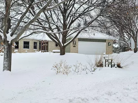 13208 Zion St NW, Coon Rapids, MN 55448