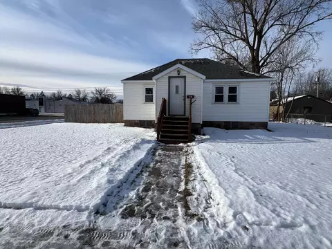 3621 1st Ave, Hibbing, MN 55746