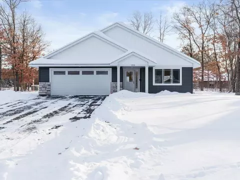 14518 Lynndale Dr, Baxter, MN 56401