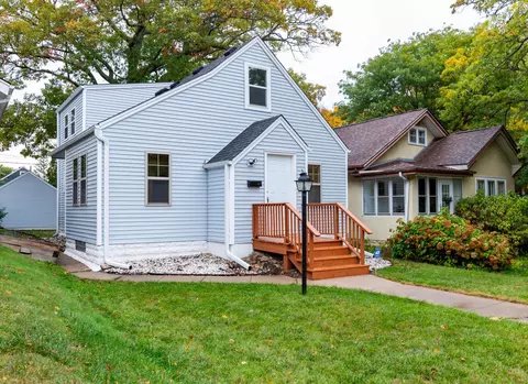 3355 Upton Ave N, Minneapolis, MN 55412