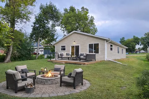 703 2nd St, Henning, MN 56551
