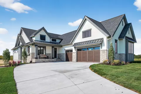 18445 Northome Blvd, Wayzata, MN 55391