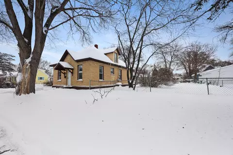 1102 13th Ave S, Saint Cloud, MN 56301 photo 3