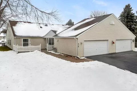 410 Sarazin St, Shakopee, MN 55379