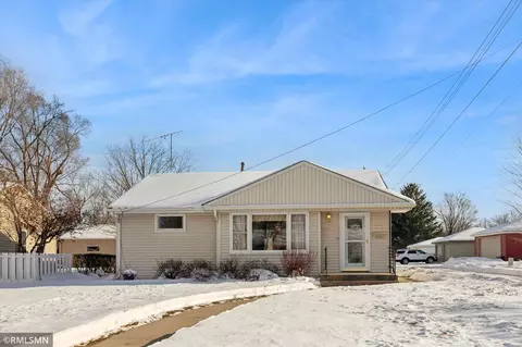 415 9th St N, Cannon Falls, MN 55009