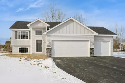921 Brandenburg Ln, Waverly, MN 55390