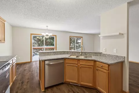 Kitchen - 1780 Talon Trl, Eagan, MN 55122 photo 1 of 4