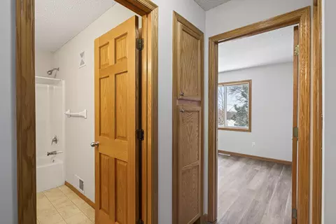Entry Way - 1780 Talon Trl, Eagan, MN 55122 photo 7 of 7