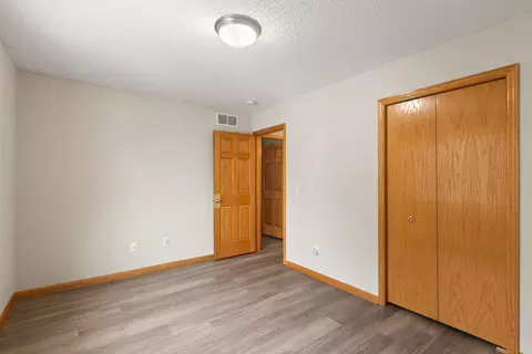 Bedroom - 1780 Talon Trl, Eagan, MN 55122 photo 4 of 6