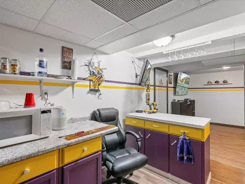 Kitchen - 1421 K St NE, Brainerd, MN 56401 photo 4 of 4