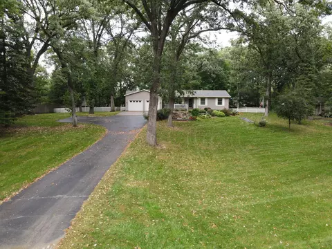 3890 36th St SE, Delano, MN 55328