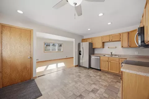 Kitchen - 1261 Skillman Ave E, Maplewood, MN 55109 photo 3 of 3