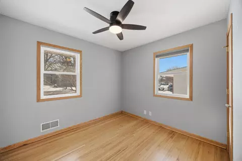 Bedroom - 1261 Skillman Ave E, Maplewood, MN 55109 photo 4 of 6