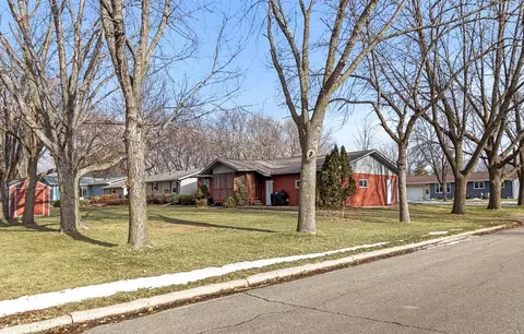 1104 Cheryl Ave, Marshall, MN 56258 photo 12