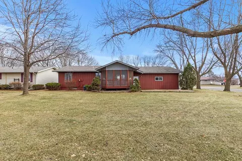 1104 Cheryl Ave, Marshall, MN 56258 photo 5