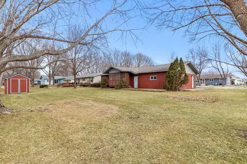 1104 Cheryl Ave, Marshall, MN 56258 photo 7