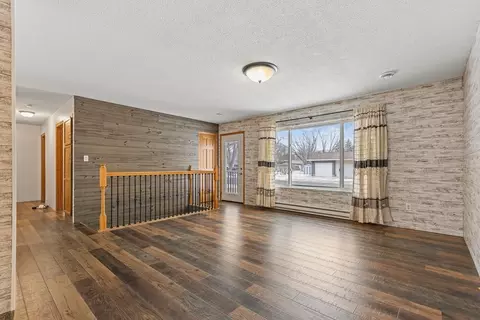 1104 Cheryl Ave, Marshall, MN 56258 photo 15