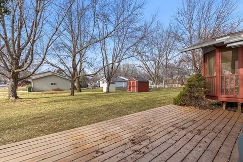 1104 Cheryl Ave, Marshall, MN 56258 photo 9