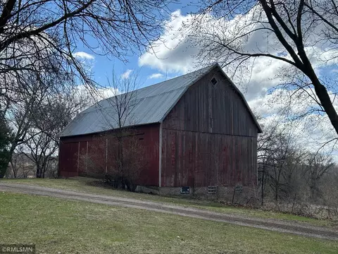 5470 Town Hall Dr, Greenfield, MN 55357 photo 3