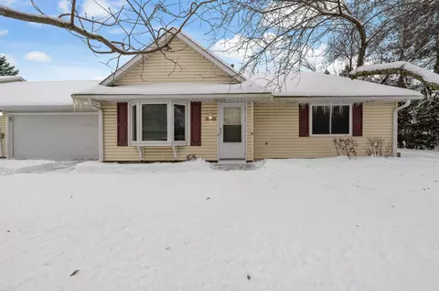 3650 Gershwin Ln N, Oakdale, MN 55128