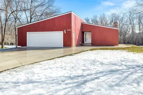 302 Sheyenne St, Horace, ND 58047