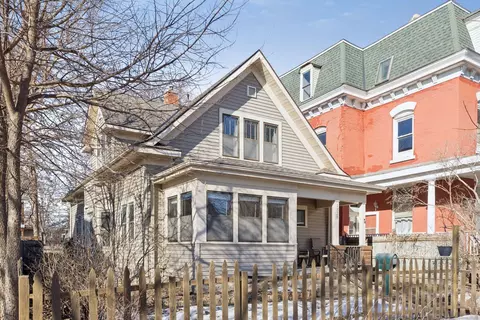 1828 15th Ave S, Minneapolis, MN 55404