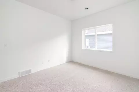 2566 69th Ave S, Fargo, ND 58104 photo 31