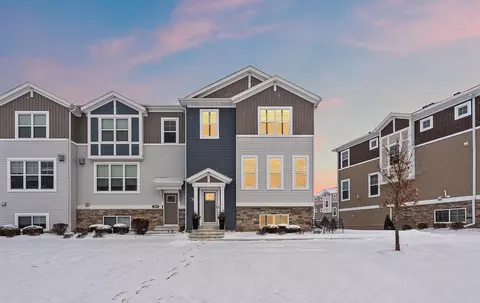 7025 Huckleberry Dr, Excelsior, MN 55331