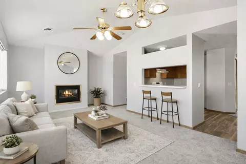 13179 Murdock Ter, Eden Prairie, MN 55347