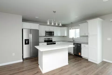 Kitchen - 307 7th St E, Horace, ND 58047 photo 1 of 2
