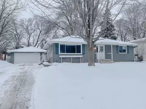 1626 Pine St, Hastings, MN 55033