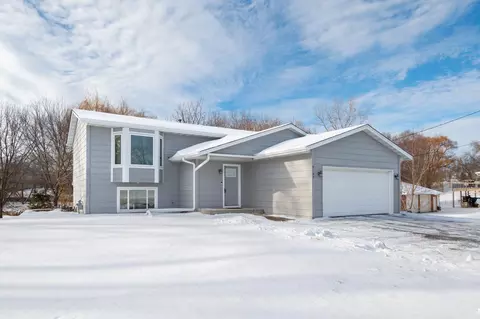 9180 Eden Prairie Rd, Eden Prairie, MN 55347
