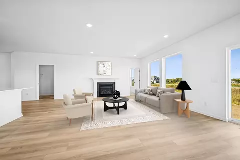 Living - 2995 Trinity Dr, Shakopee, MN 55379 photo 2 of 3
