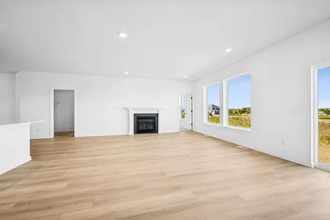 Living - 2995 Trinity Dr, Shakopee, MN 55379 photo 3 of 3