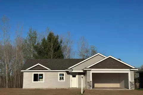 216 8th Ave NE, Isanti, MN 55040