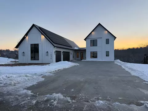 1636 Shannon Oaks Blvd NE, Rochester, MN 55906