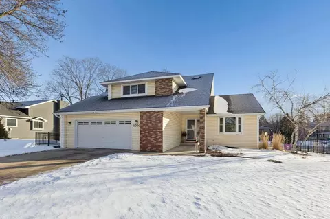 5000 Norwood Ln N, Plymouth, MN 55442