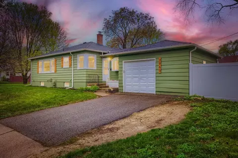 2960 Zarthan Ave S, Saint Louis Park, MN 55416