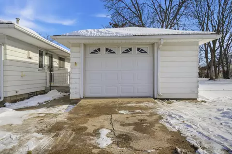 2000 E Oakland Ave, Austin, MN 55912 photo 21