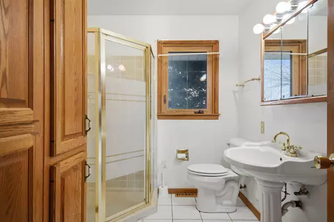 2000 E Oakland Ave, Austin, MN 55912 photo 12