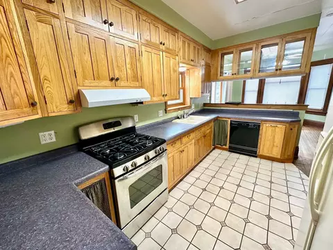 Kitchen - 402 E 4th St, Albert Lea, MN 56007 photo 3 of 3