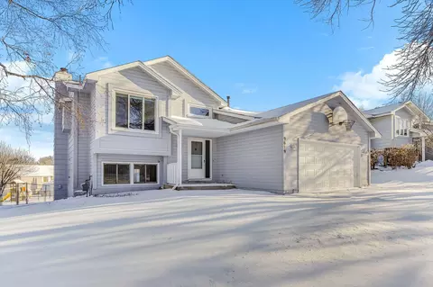 9629 Lakeside Trl, Champlin, MN 55316