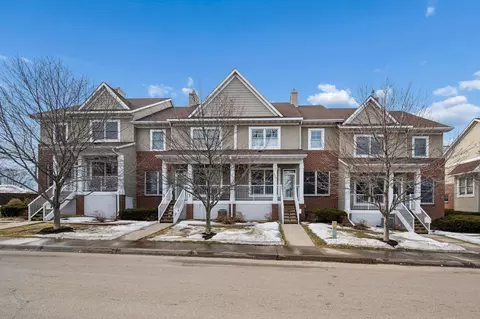 922 Ramsey St, Hastings, MN 55033