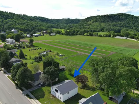116 Mill St, Peterson, MN 55962