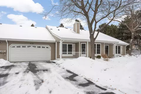 14713 Oak Run Ln, Burnsville, MN 55306