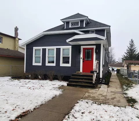 408 W Main St, Pipestone, MN 56164