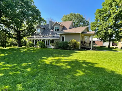 15592 720th Ave, Albert Lea, MN 56007