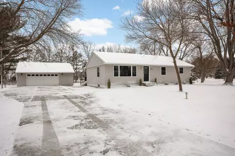15240 Kangaroo St NW, Ramsey, MN 55303
