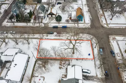 132 Western Ave S, Saint Paul, MN 55102