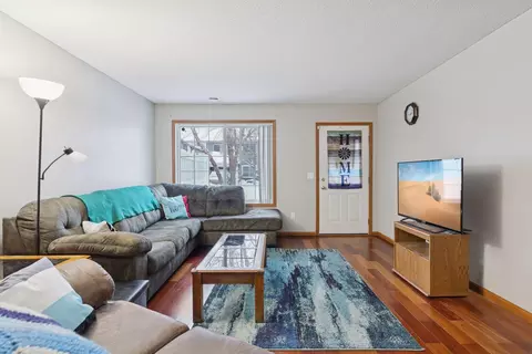Living - 2085 Gresham Ave N, Oakdale, MN 55128 photo 3 of 5